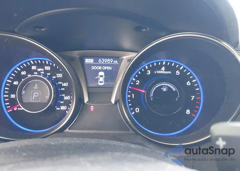 2013 Hyundai Genesis 3.8 Track z USA, uszkodzony, nr VIN KMHHU6KJ2DU081268